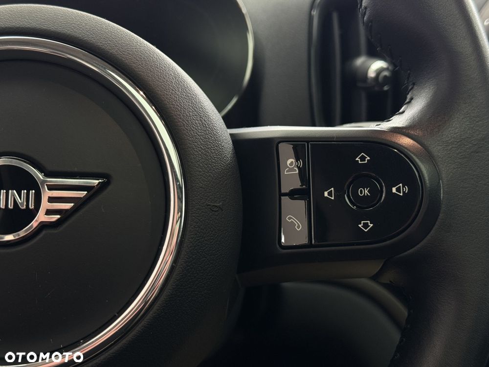 MINI Countryman - 25