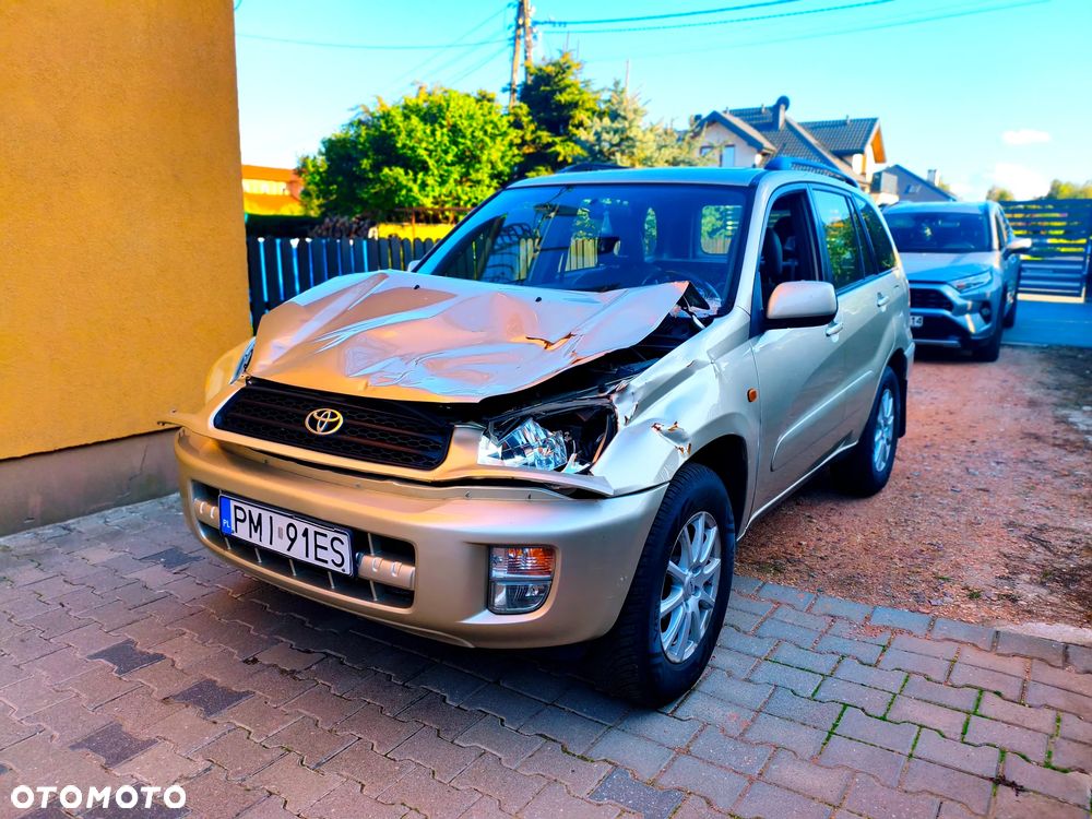 Toyota RAV4 2.0 VVT-i Prestige - 3