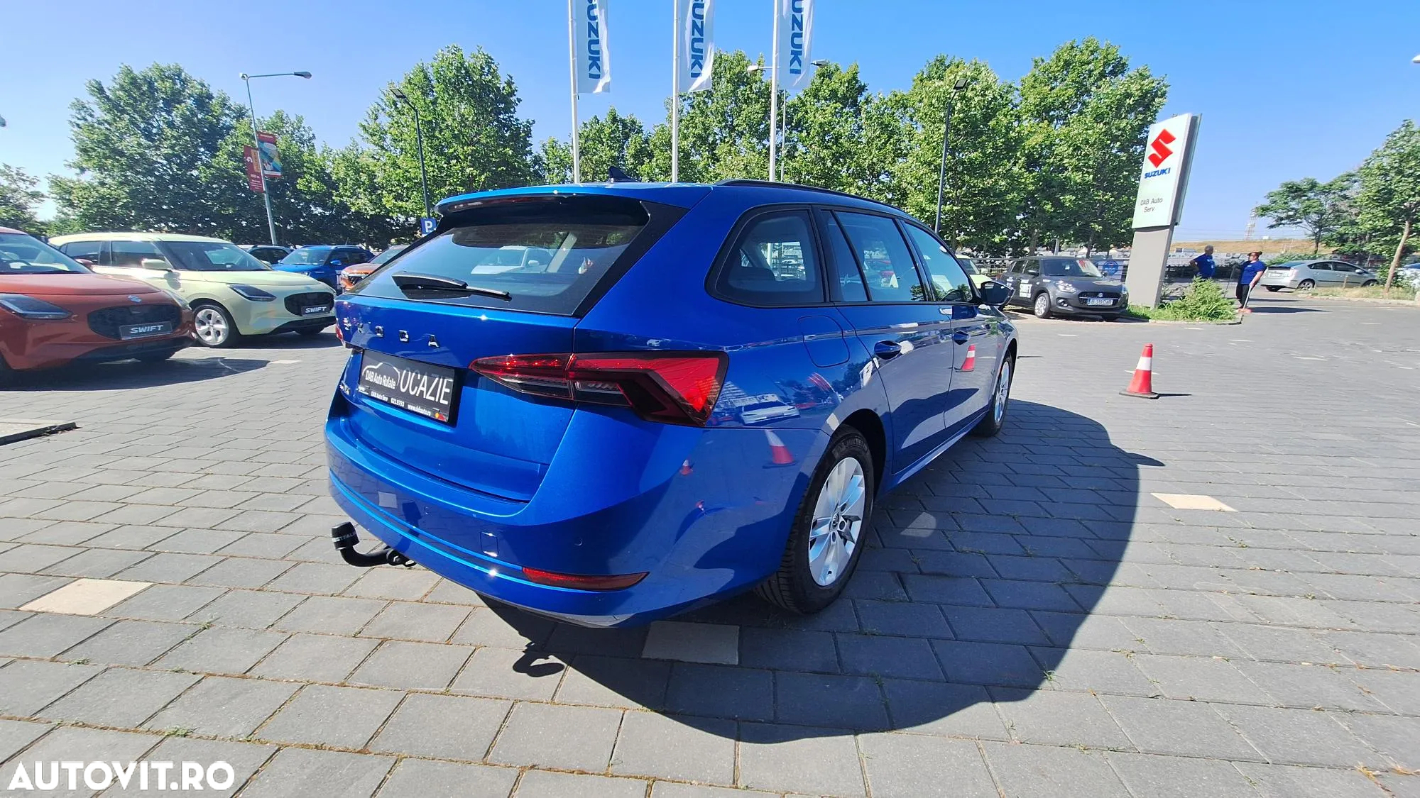 Skoda Octavia 2.0 TDI DSG Ambition - 4