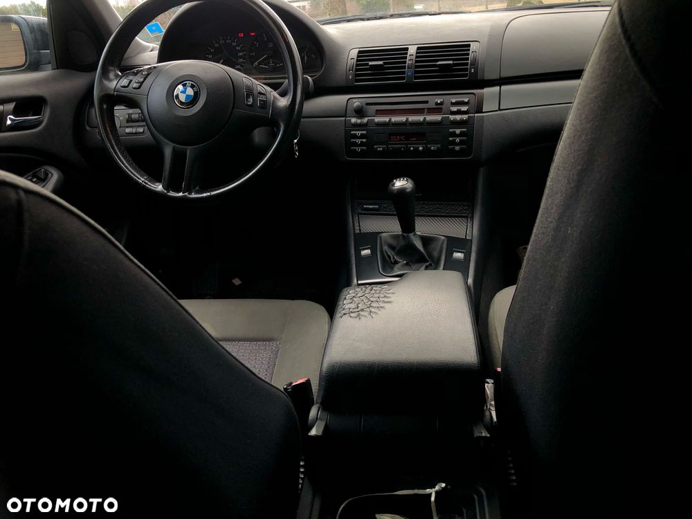 BMW Seria 3 318i - 13