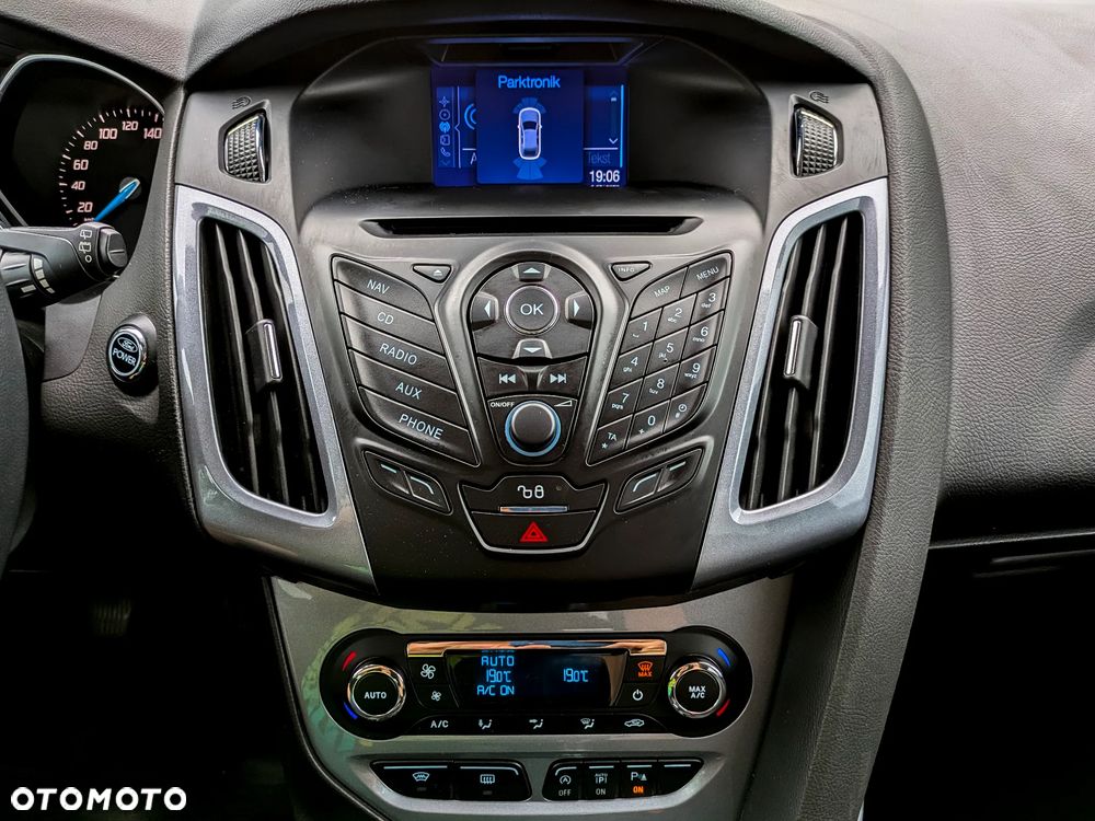 Ford Focus - 13