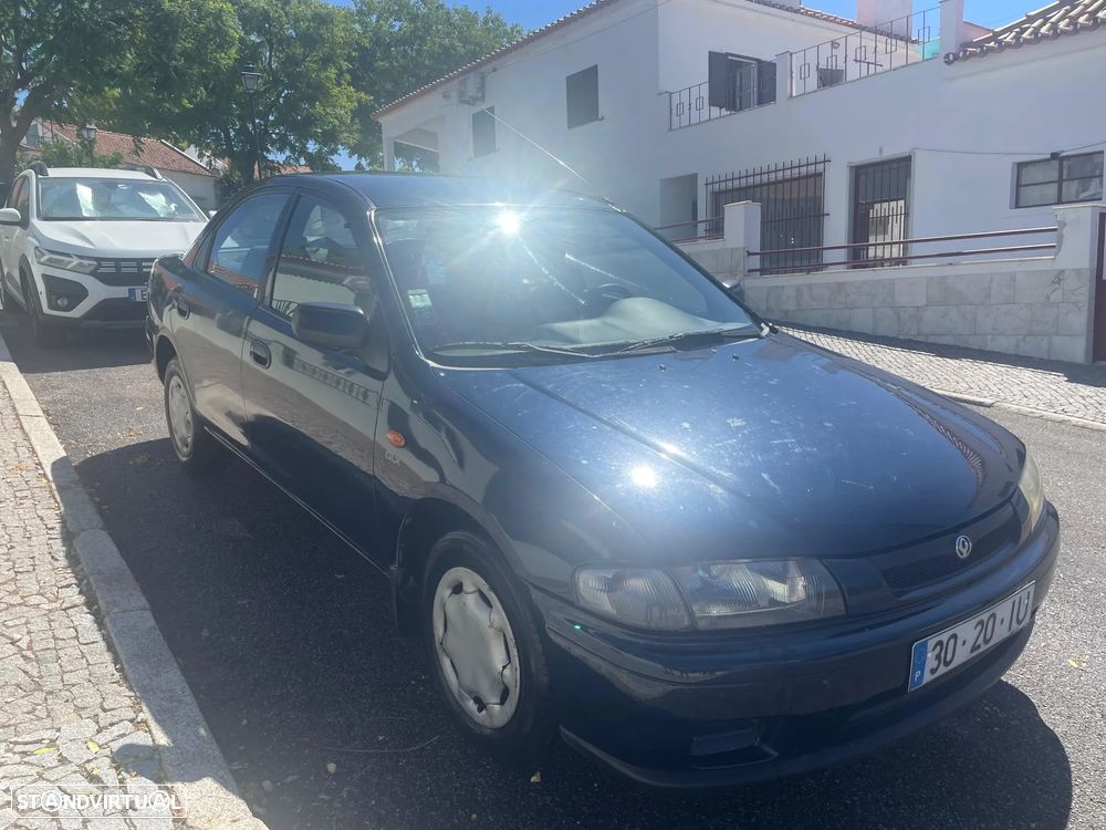 Mazda 323 - 2