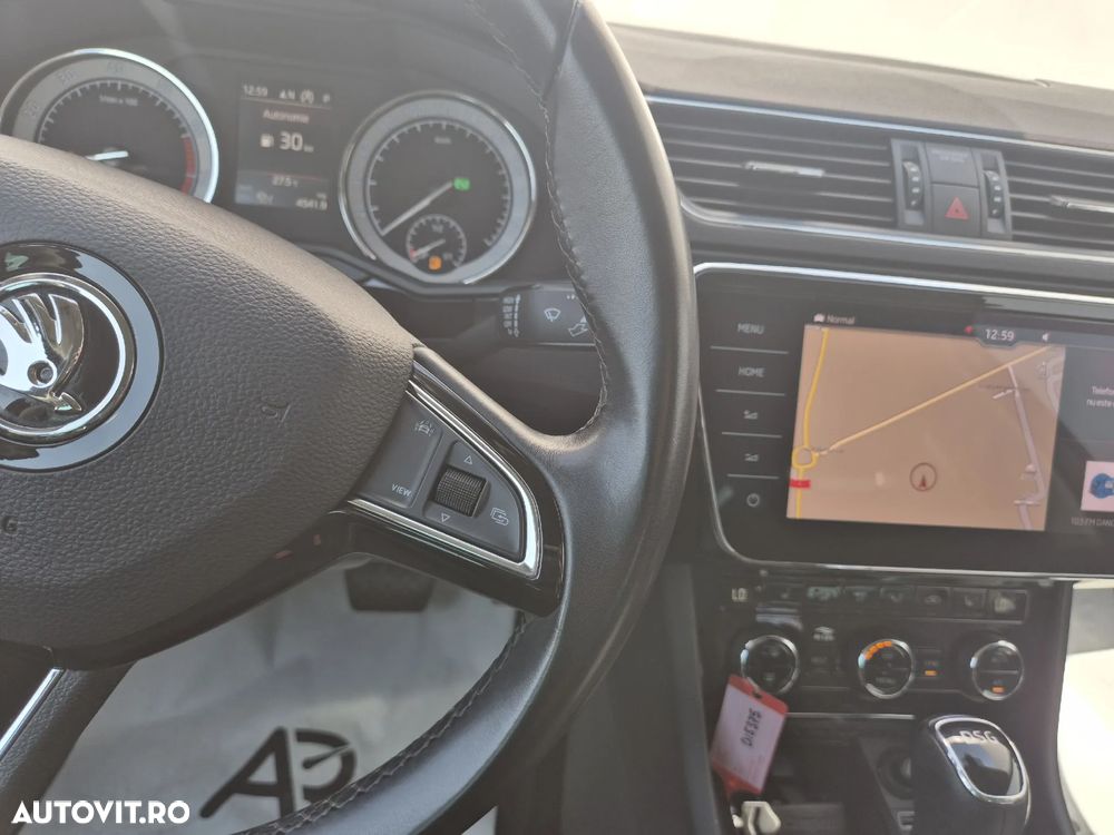 Skoda Superb Combi 2.0 TSI DSG Style - 18