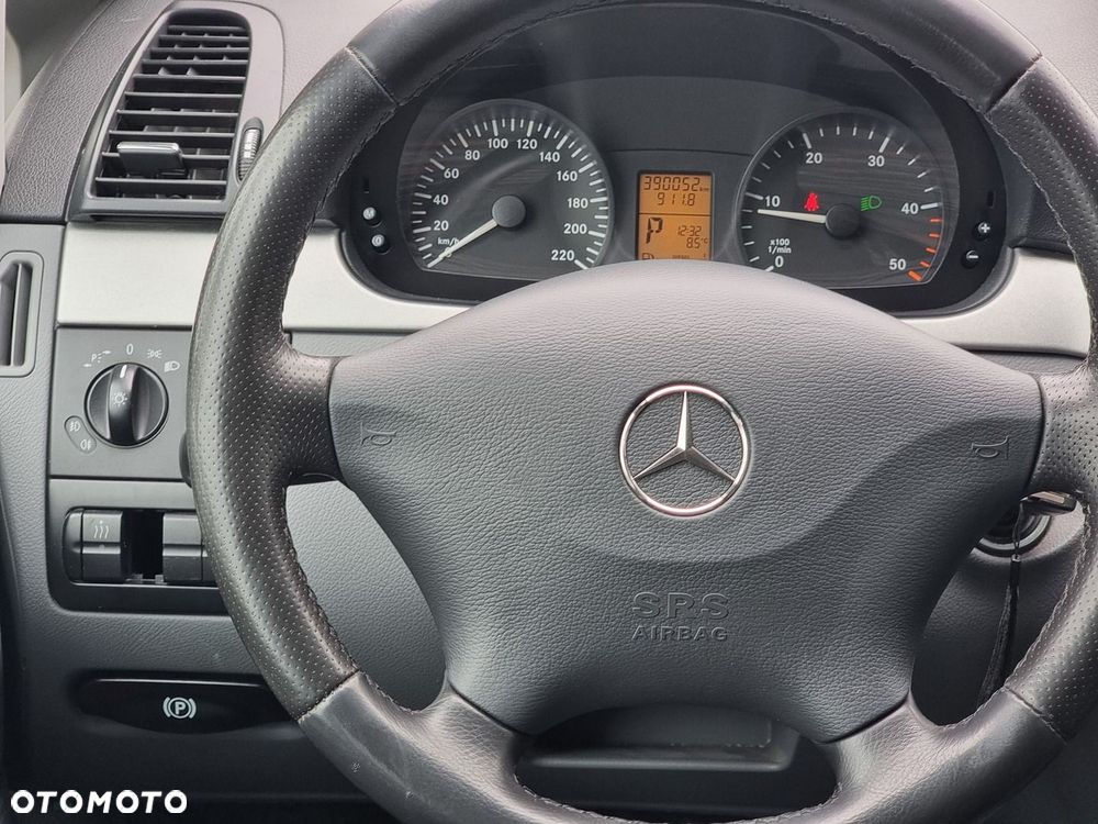 Mercedes-Benz Vito - 26