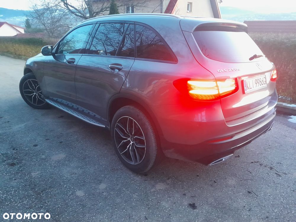 Mercedes-Benz GLC 250 d 4Matic 9G-TRONIC - 3