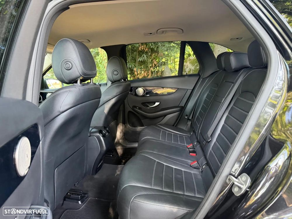 Mercedes-Benz GLC 220 d 4Matic 9G-TRONIC AMG Line - 46