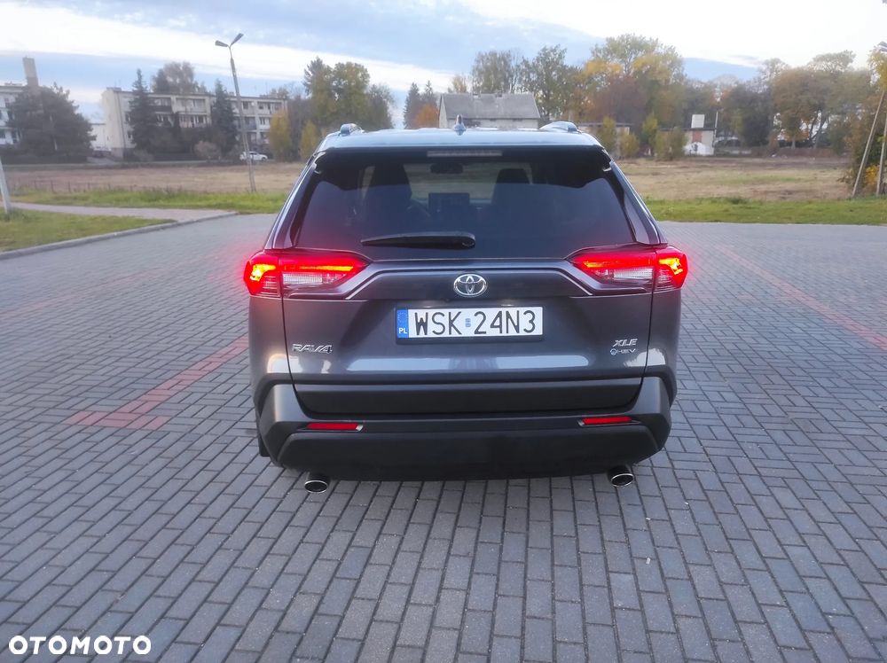 Toyota RAV4 - 7