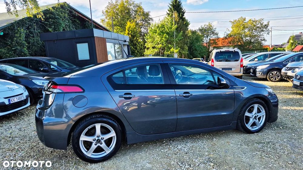 Opel Ampera - 11