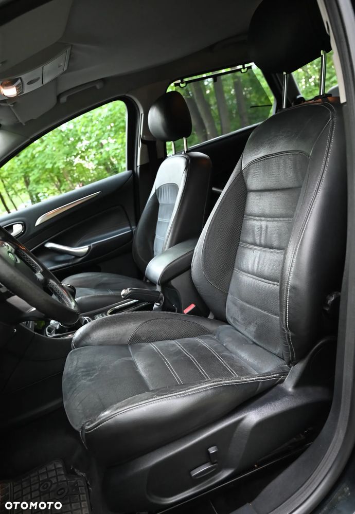 Ford Mondeo - 24