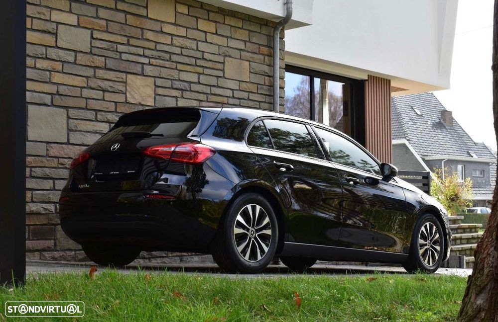 Mercedes-Benz A 180 d Edition 2020 - 10