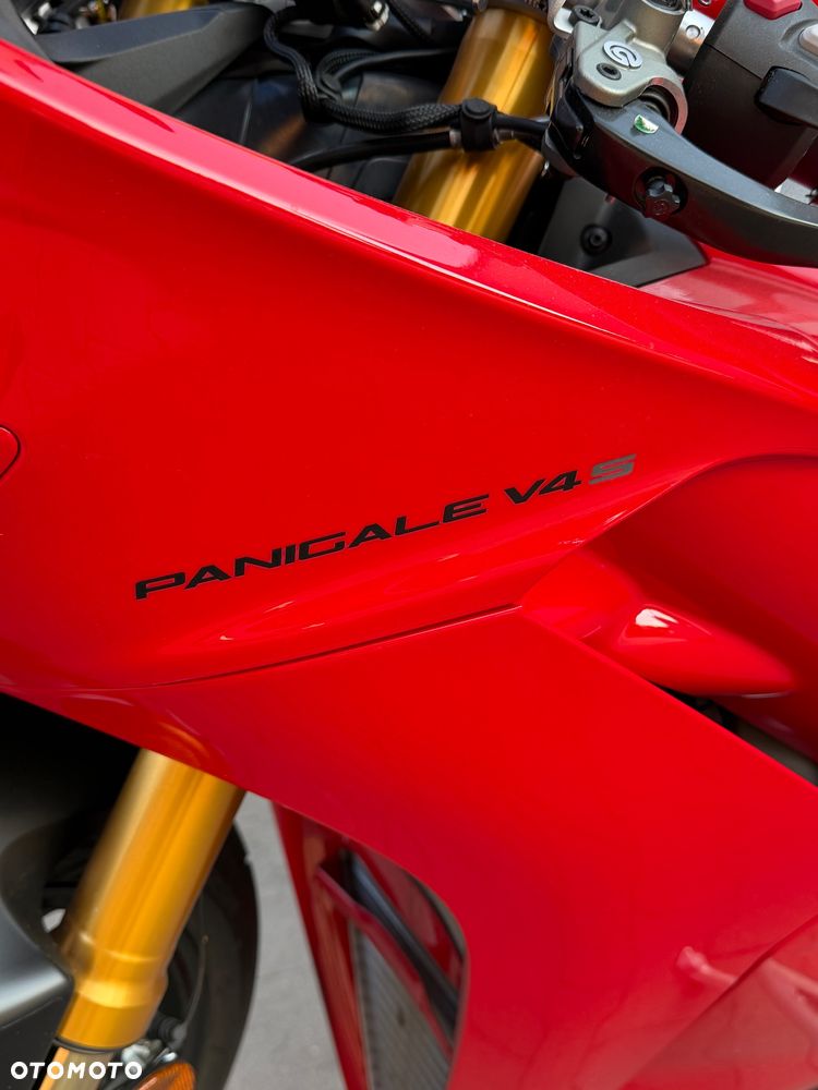 Ducati Panigale V4S - 8