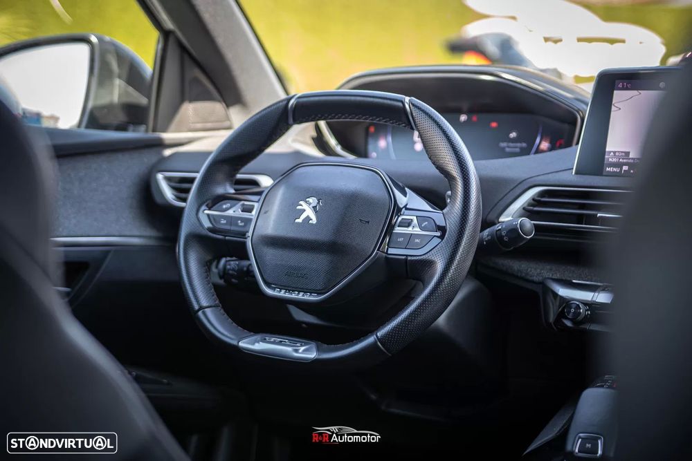 Peugeot 3008 1.5 BlueHDi GT Line EAT8 - 17