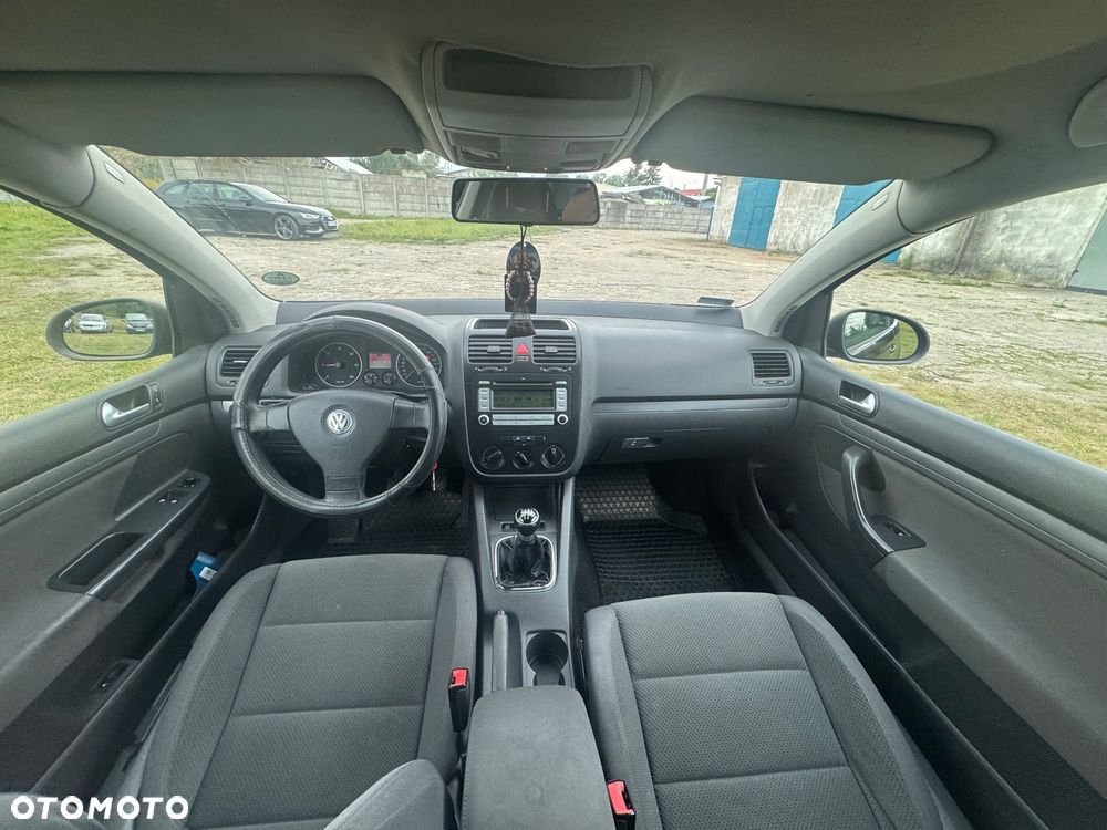 Volkswagen Golf 1.9 TDI DPF Trendline - 10