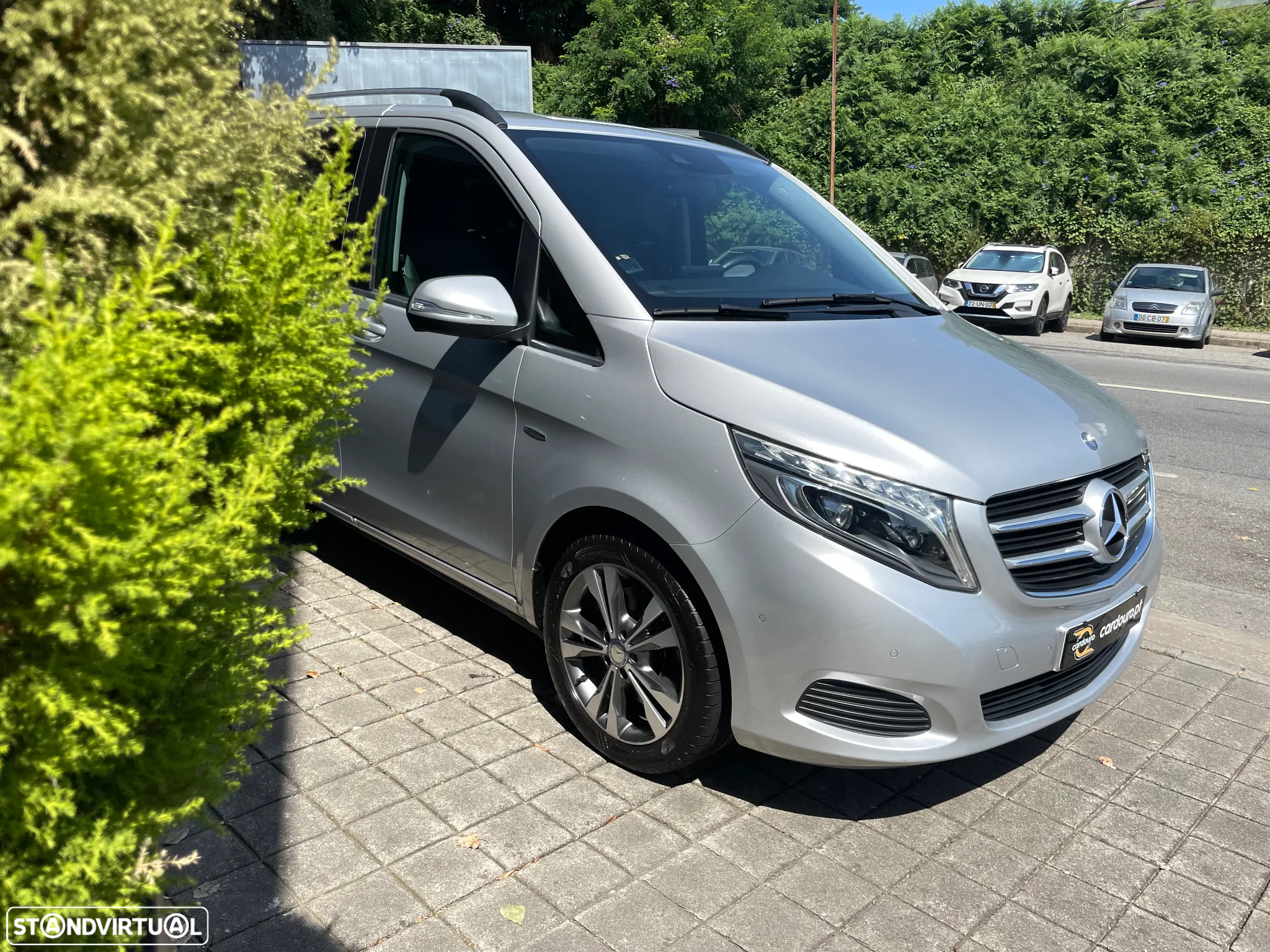 Mercedes-Benz V 250 d - 10