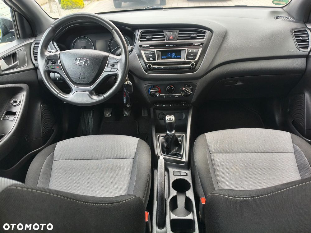 Hyundai i20 blue 1.2 Style - 10