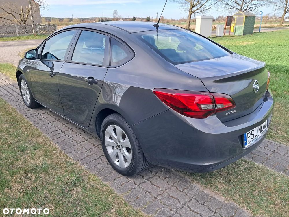 Opel Astra 1.6 Business - 4