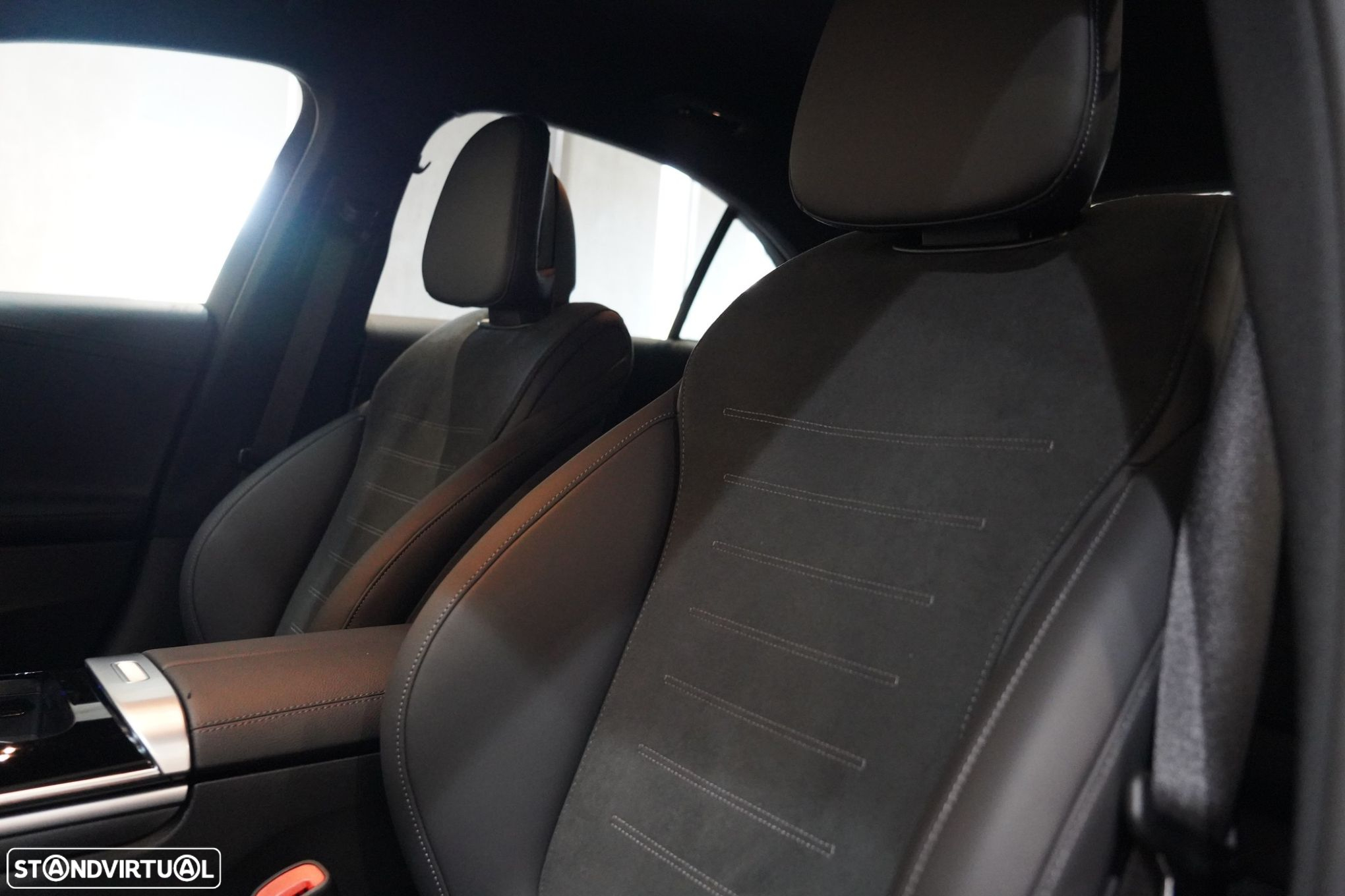 Mercedes-Benz C 300 d AMG Line - 24