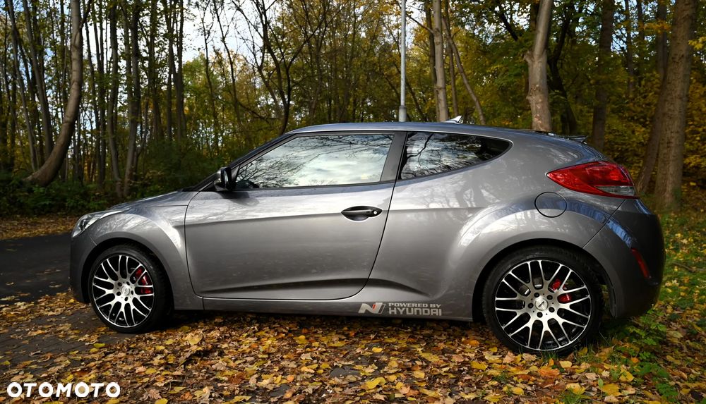 Hyundai Veloster - 7