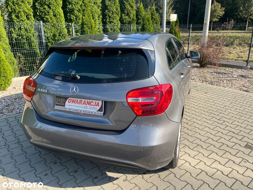 Mercedes-Benz Klasa A 180 Activity Edition - 6