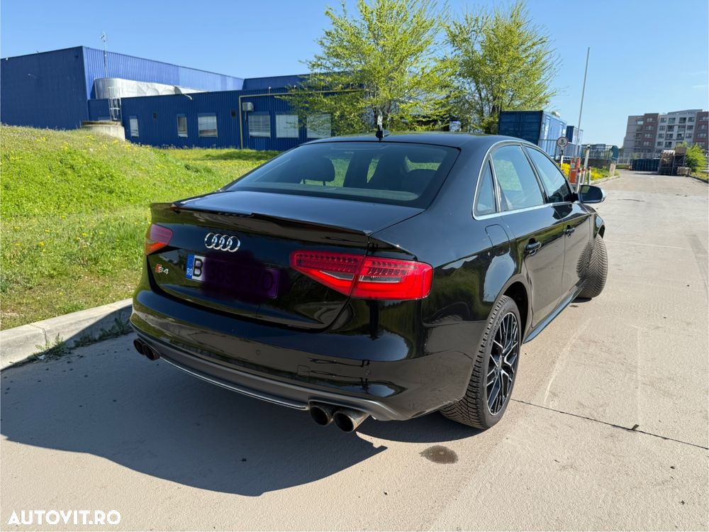 Audi A4 Limuzina 2.0 TFSI Multitronic Attraction - 5