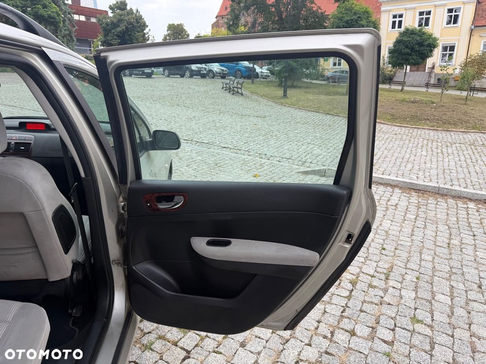Peugeot 307 1.6 XT Premium - 25
