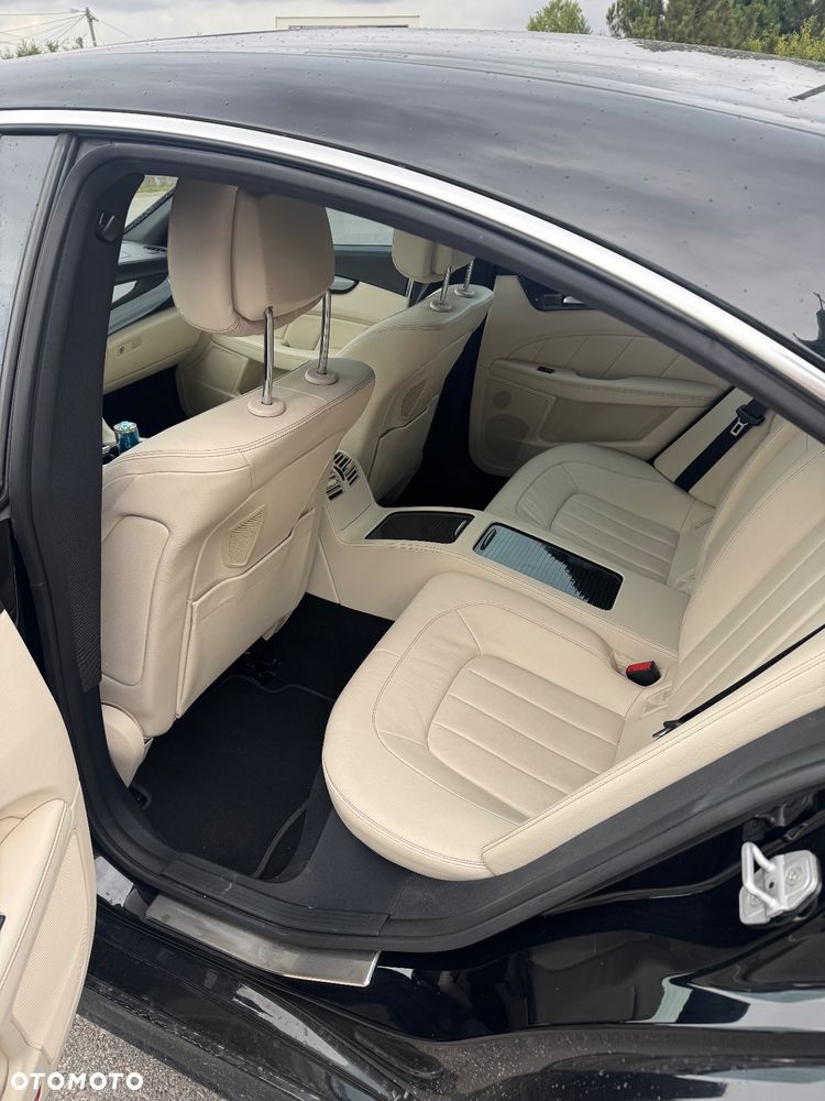 Mercedes-Benz CLS 500 4Matic 7G-TRONIC - 10