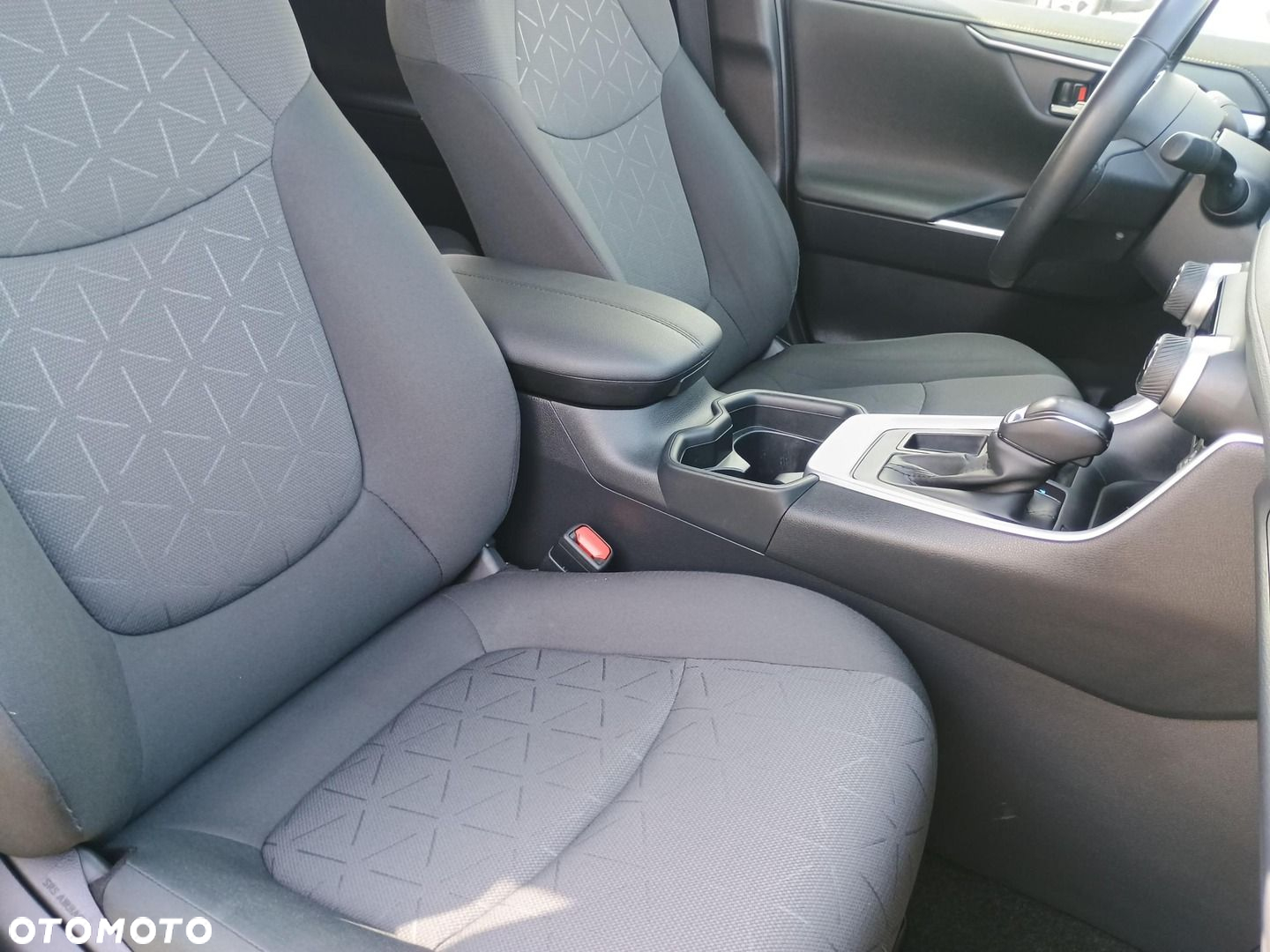 Toyota RAV4 2.0 Comfort 4x2 MS - 11
