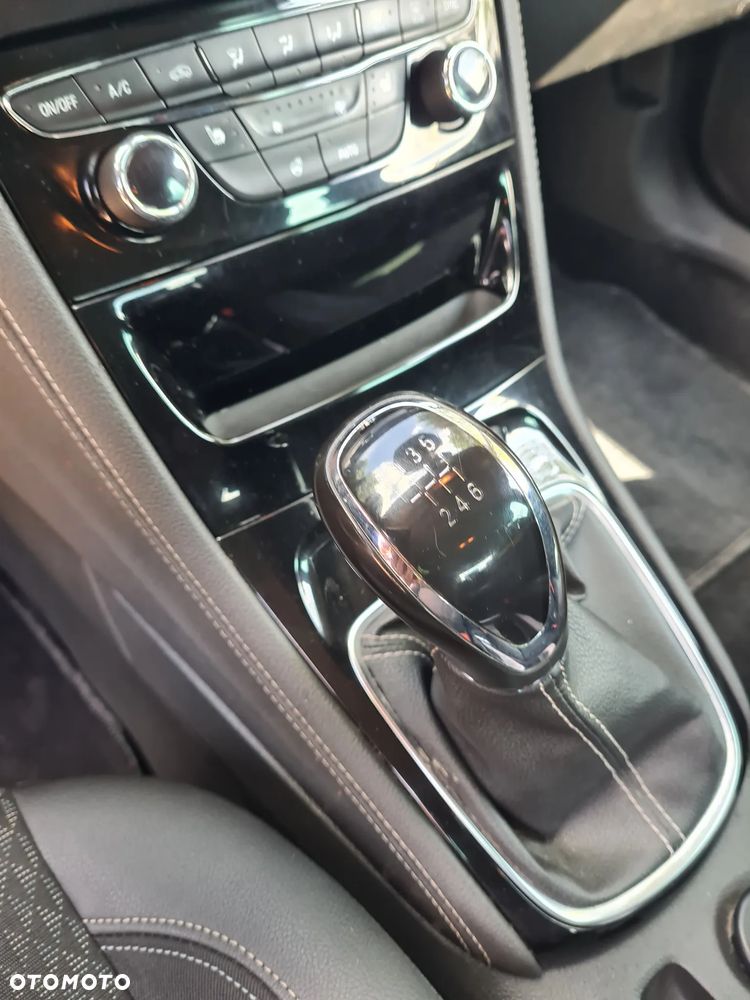 Opel Astra - 12