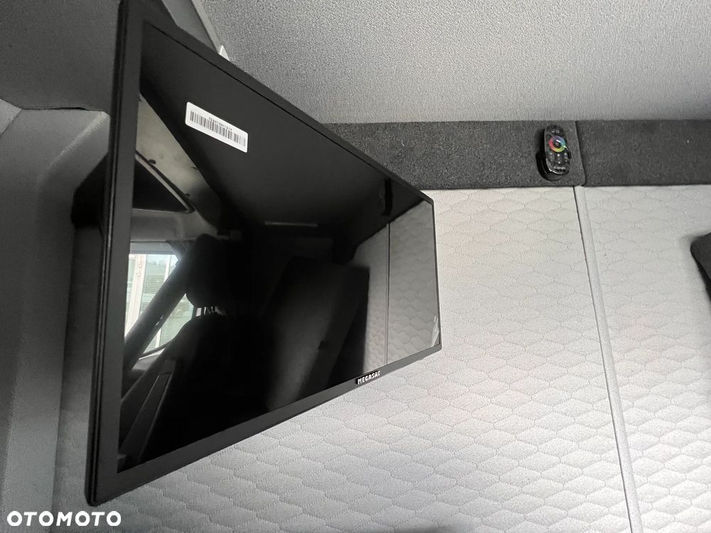 Iveco OSTATNI DOSTĘPNY OD RĘKI!!!TWOJA PRZEWAGA ZACZYNA SIĘ JUŻ DZIŚ,MOCNY GRACZ ZBUDOWANY DO CIĘŻKIEJ PRACY,KOMFORT W TRASIE,ZYSK W BIZNESIE - 26