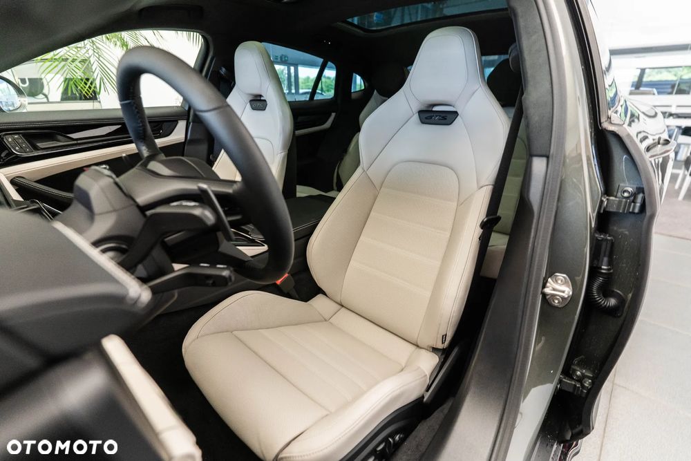 Porsche Panamera - 10
