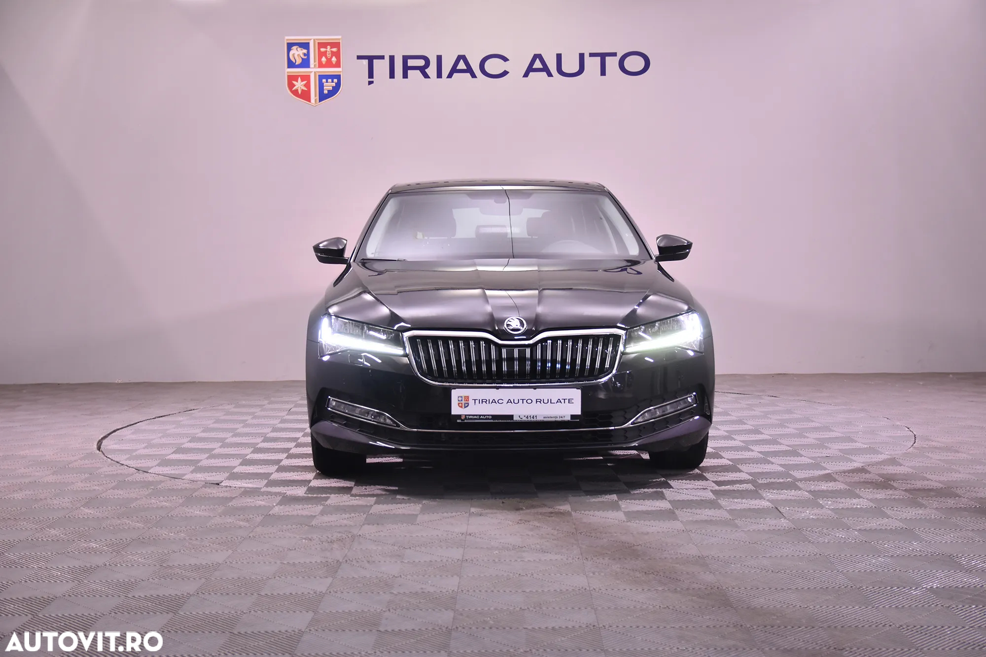 Skoda Superb 2.0 TDI 4x4 DSG Style - 8