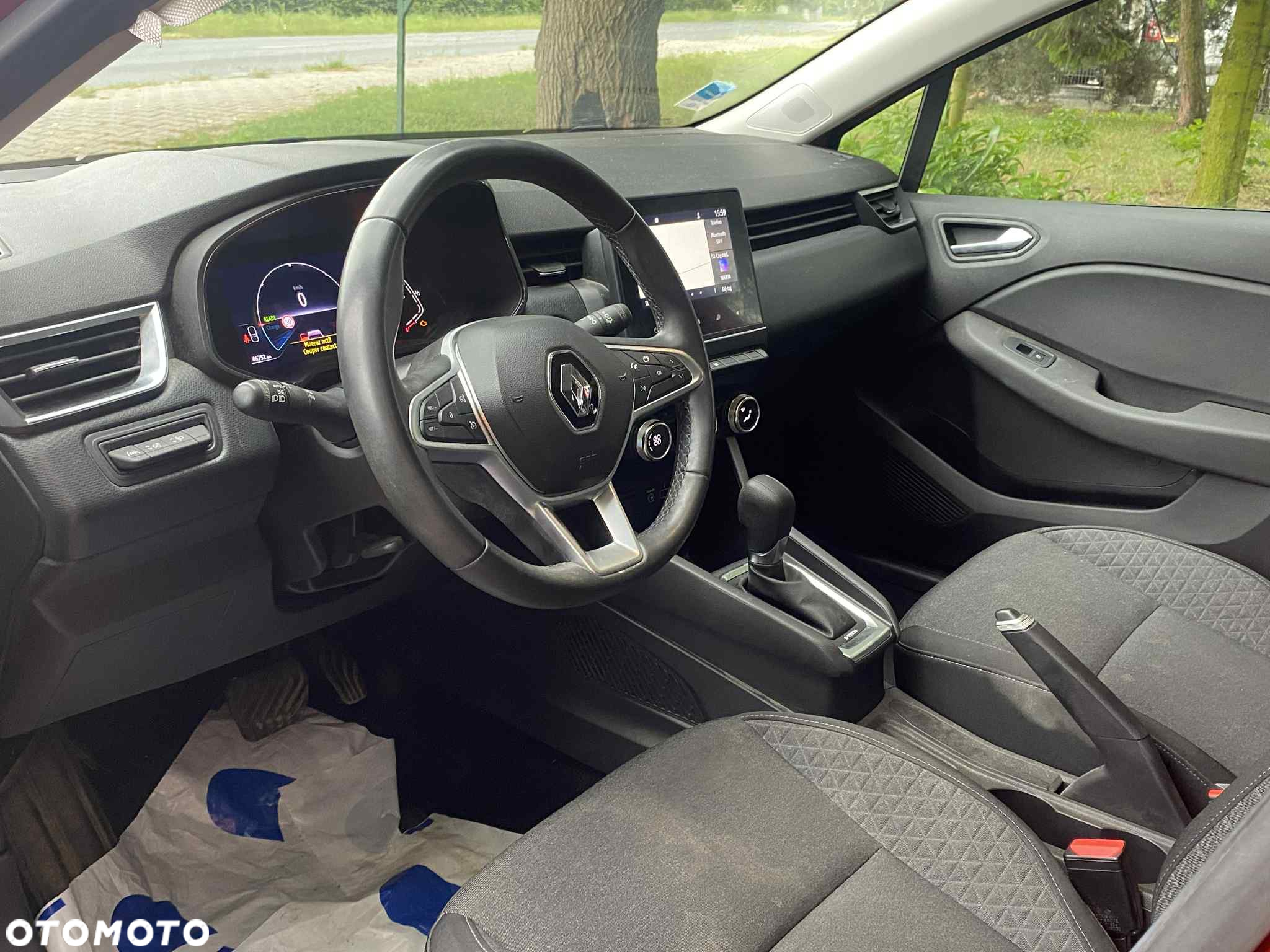 Renault Clio - 9