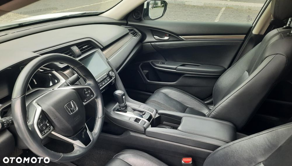 Honda Civic 1.5 T Executive CVT - 9