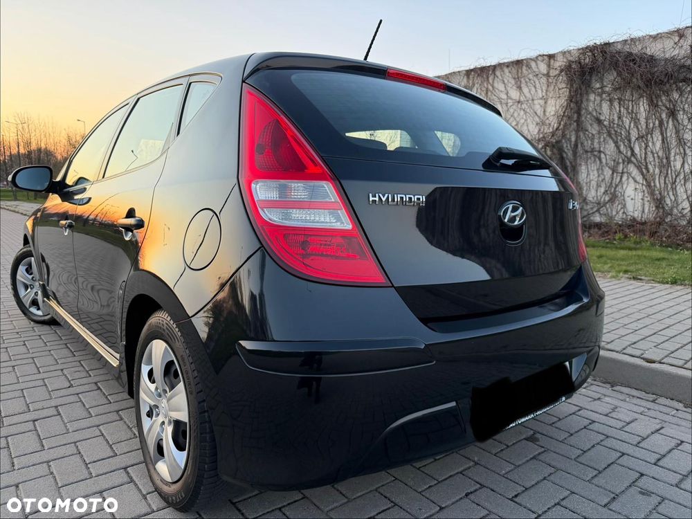 Hyundai i30 1.4 Comfort - 14