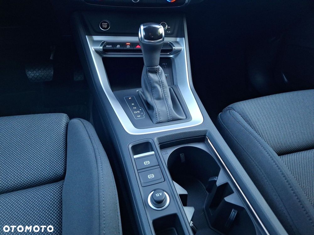 Audi Q3 Sportback - 16
