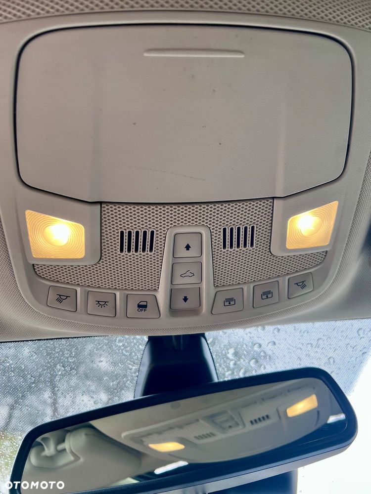 Ford Mondeo SW 2.0 TDCi S&S PowerShift-Aut Titanium - 13