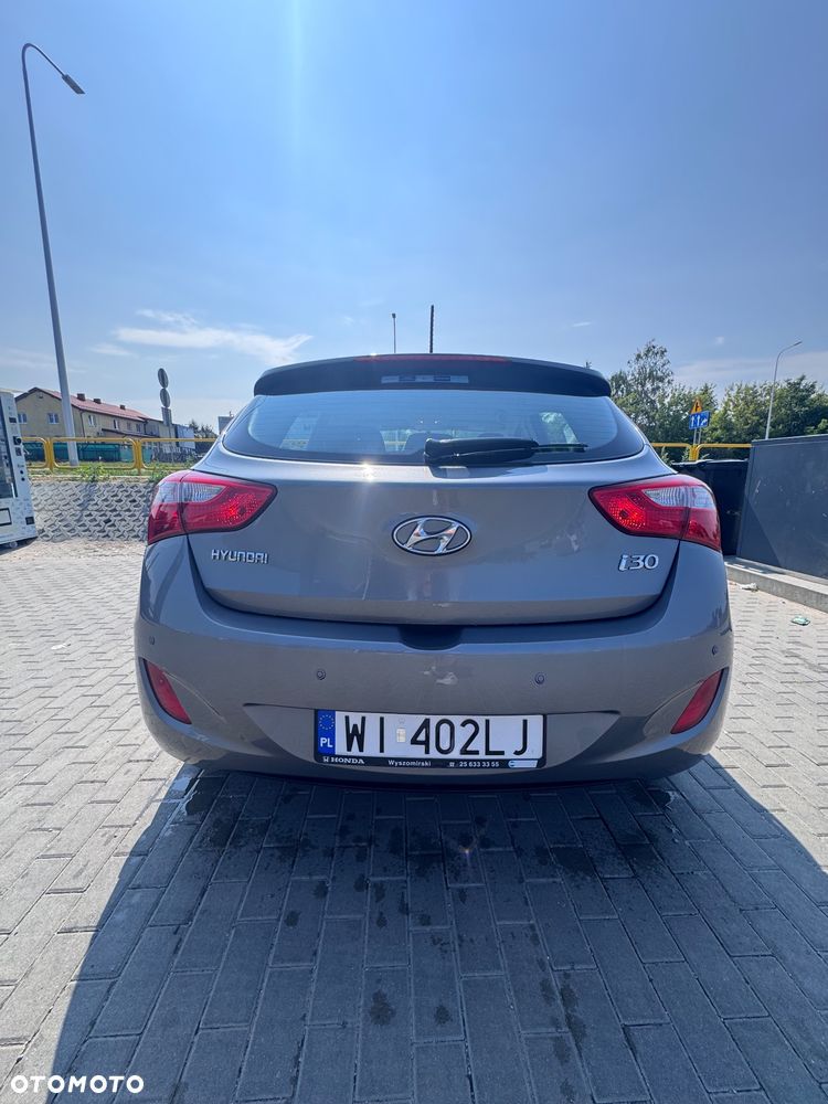 Hyundai i30 1.6 Comfort - 4