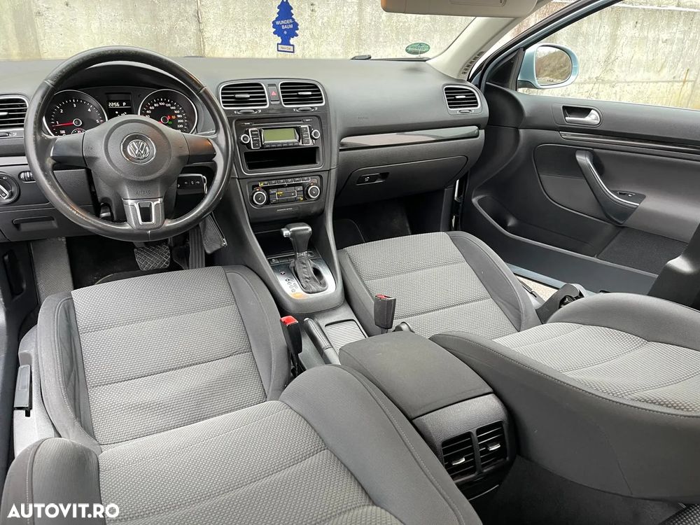 Volkswagen Golf 1.6 TDI BlueMotion Technology DPF Comfortline DSG - 9