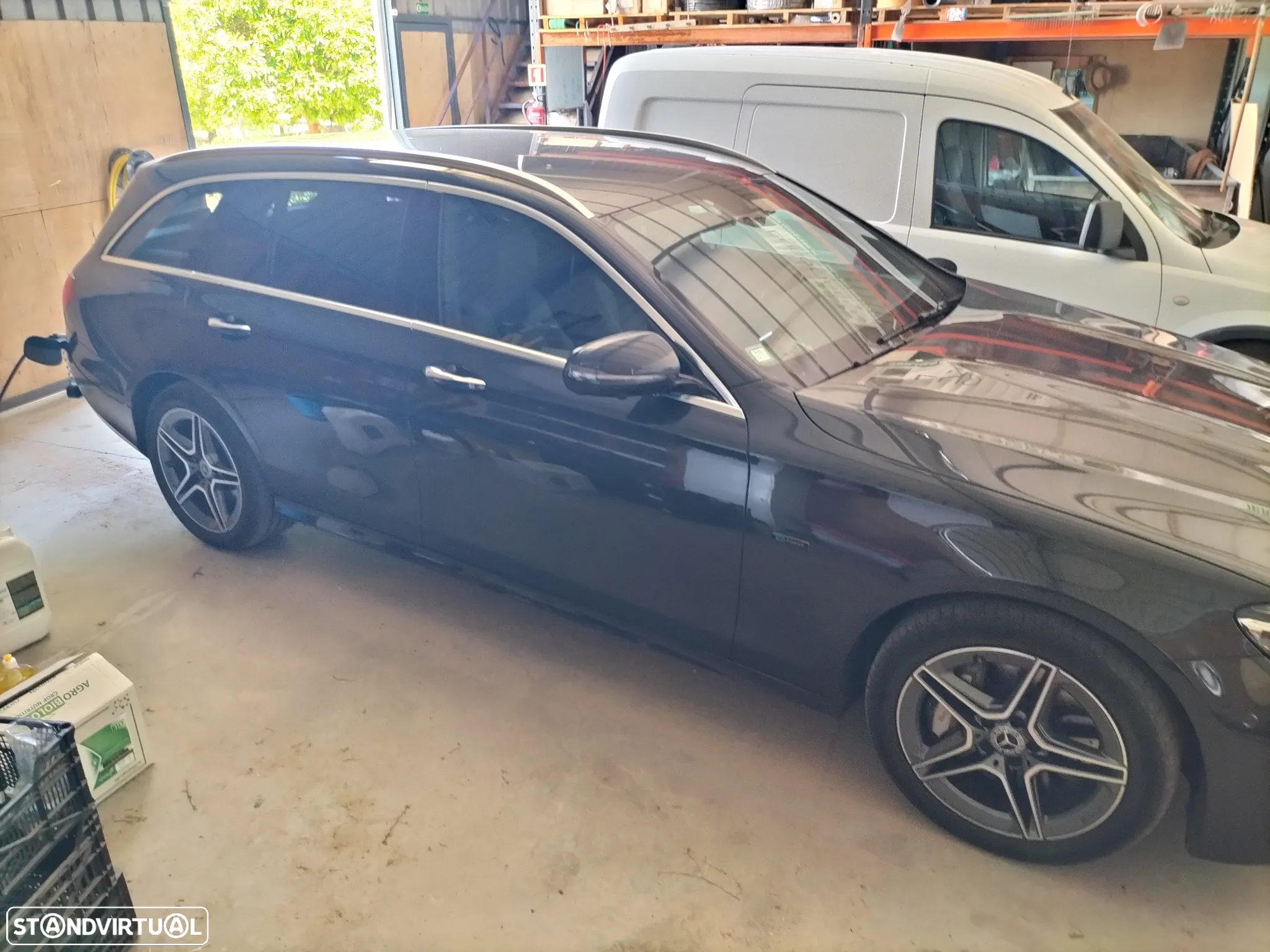 Mercedes-Benz E 300 de AMG Line - 2
