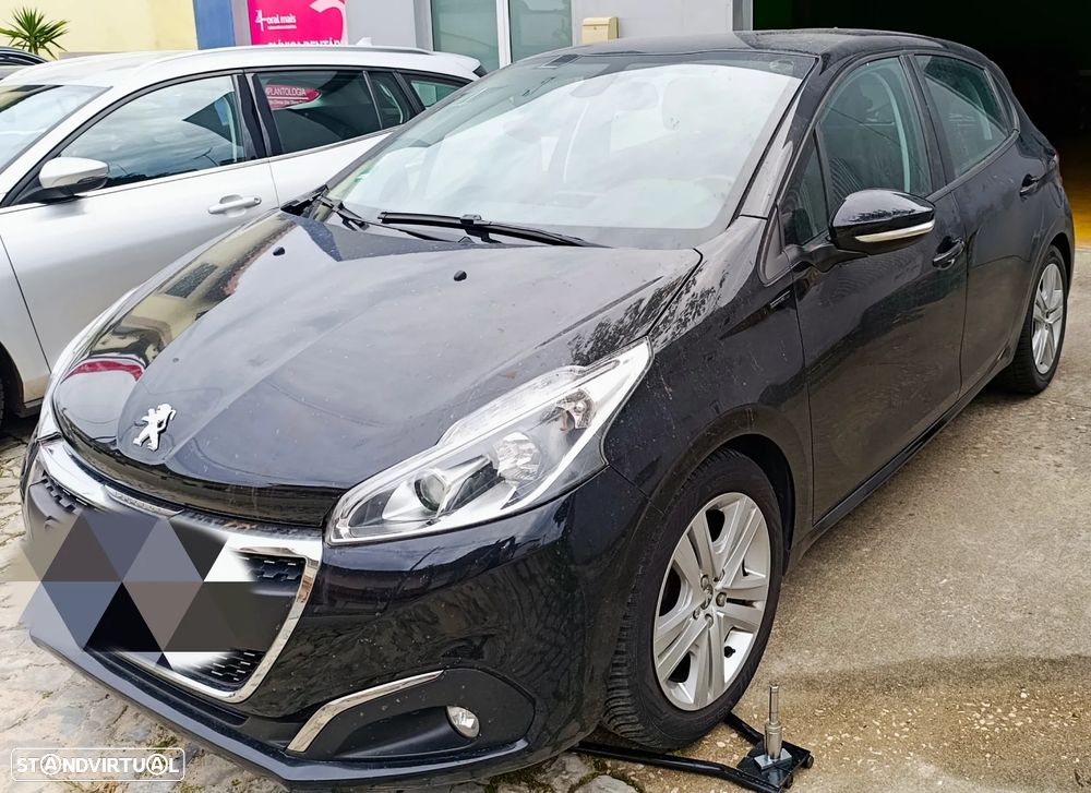Peugeot 208 - 2