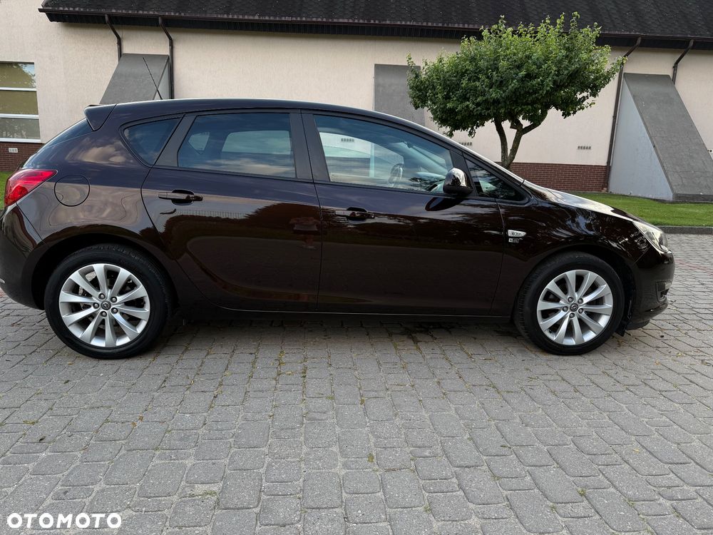 Opel Astra - 8