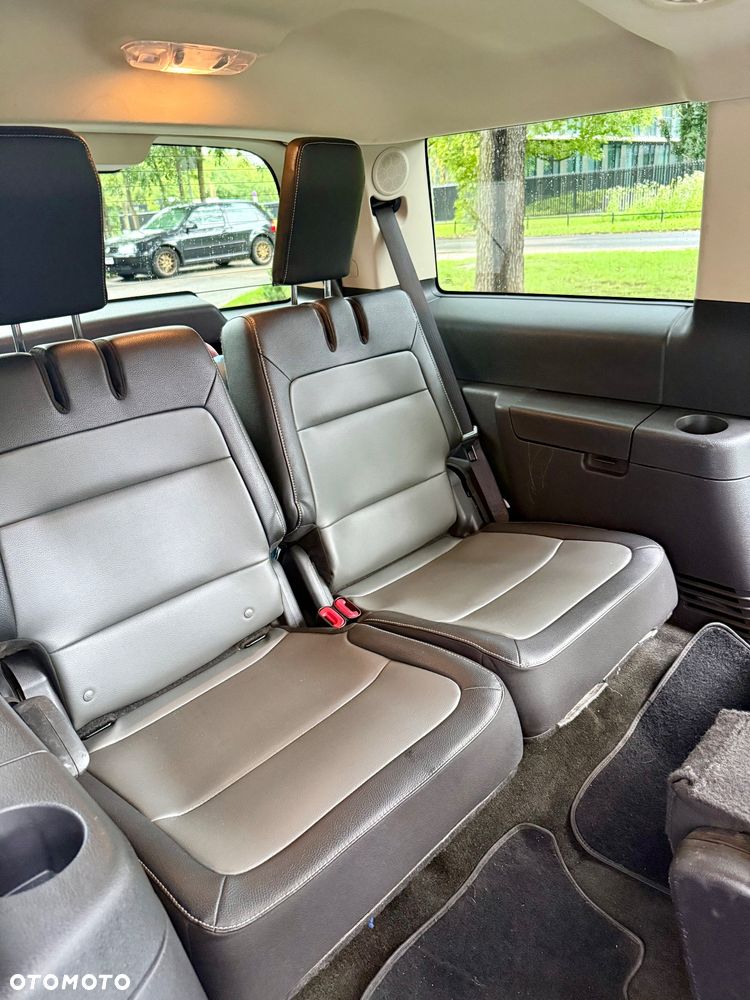 Ford Flex - 7