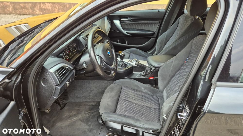 BMW Seria 1 125d Sport Line - 13