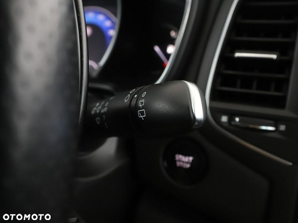 Renault Megane ENERGY TCe 205 EDC GT - 34