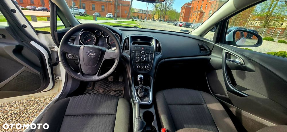 Opel Astra III 1.4 - 13