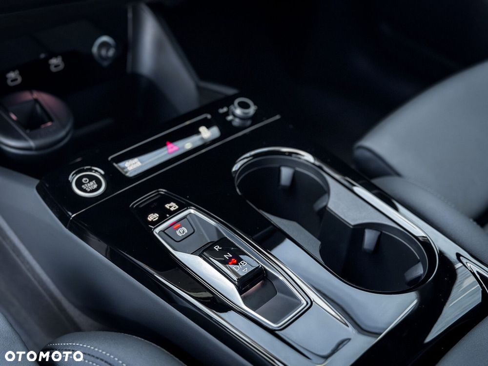 Audi Q6 e-tron - 20