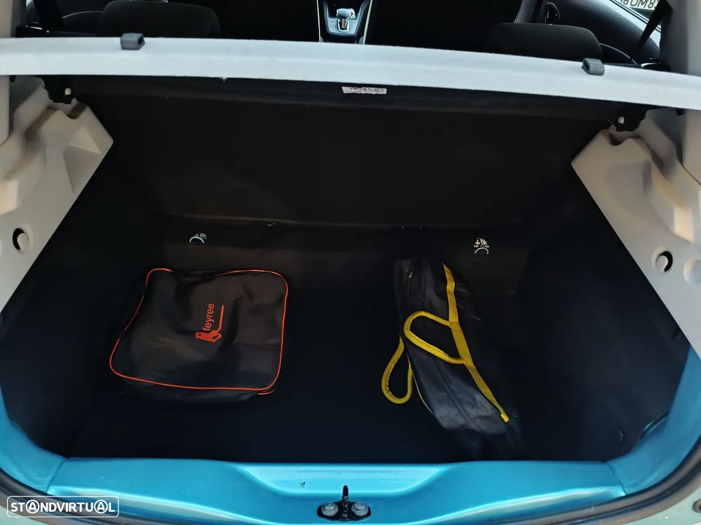 Renault Zoe (c/ Bateria) Zen 50 - 29