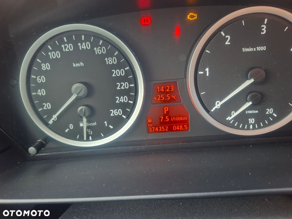 BMW Seria 5 - 12