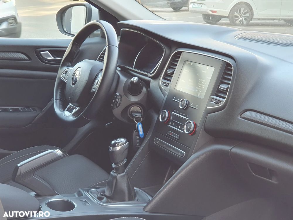 Renault Megane ENERGY dCi Intens - 14