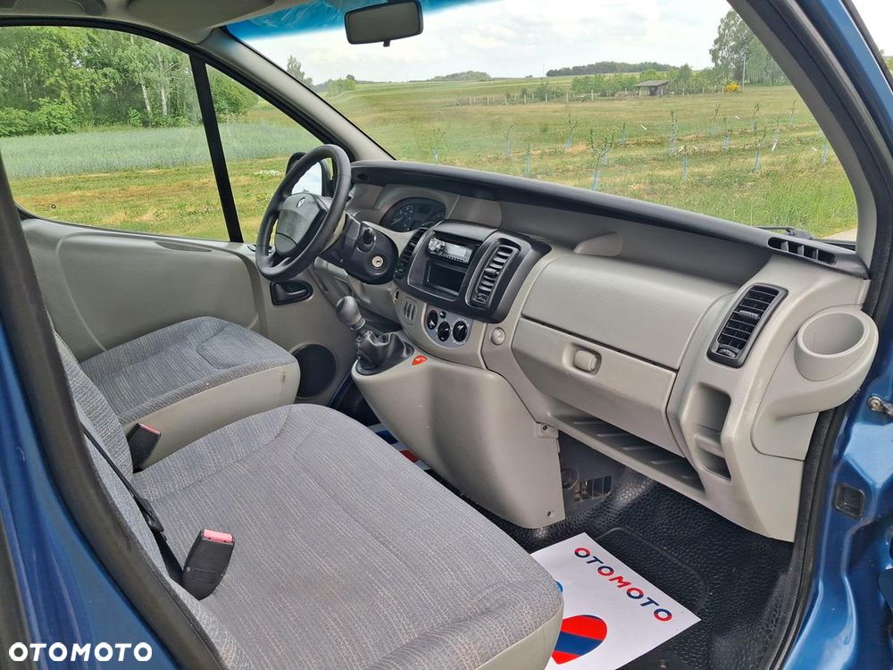 Renault Trafic - 19